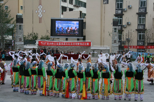 汶川縣威州鎮(zhèn)：跳起歡快的鍋莊 