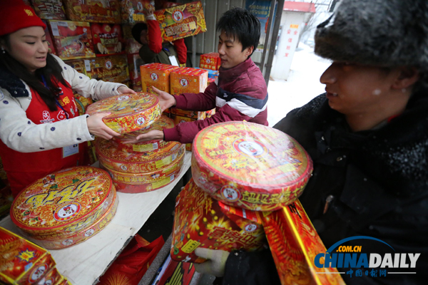 北京：五環(huán)內(nèi)開售2013年春節(jié)花炮