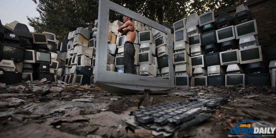 探訪北京郊外“廢品村”