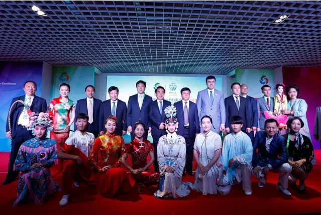 創(chuàng)新能源、“綠”動(dòng)江蘇 ——中國(guó)館江蘇活動(dòng)周開(kāi)幕