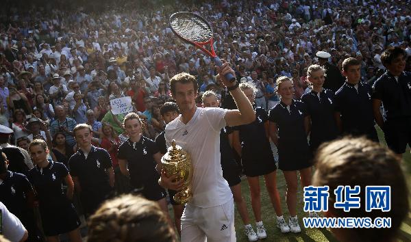 穆雷橫掃小德首奪溫網(wǎng) 結(jié)束英國(guó)77年等待