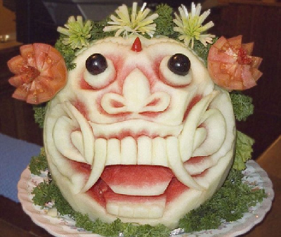 日本廚師愛(ài)刻西瓜 闖出名聲被贊“米開(kāi)朗琪羅”