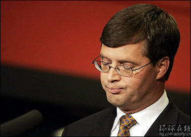 “沉悶無(wú)趣”又如何？荷首相不肯形象包裝