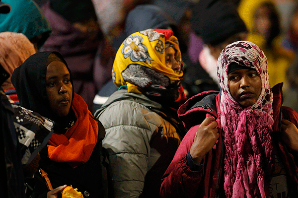 France demolishes Paris camps