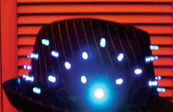 美國公司新推發(fā)光文胸 光彩生活由此開始