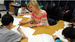 英國多方支持設立皇家?guī)煼秾W院