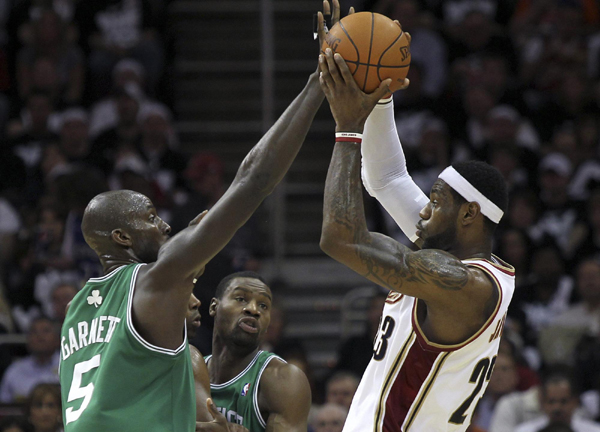 NBA：綠衫軍大勝奪主場優(yōu)勢 騎士1:1被扳平