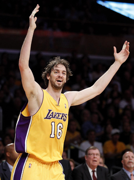 NBA：科比創(chuàng)季后賽新高 湖人再擒太陽(yáng)