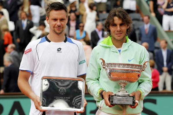 法網：納達爾直落三盤輕取索德林 五捧火槍手杯