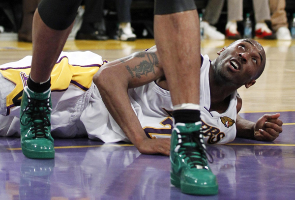 NBA：雷•阿倫三分破紀錄 綠衫軍苦勝湖人扳平總分