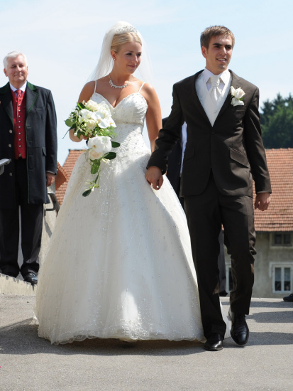 拉姆與女友正式完婚 德國(guó)隊(duì)長(zhǎng)今夏雙喜臨門
