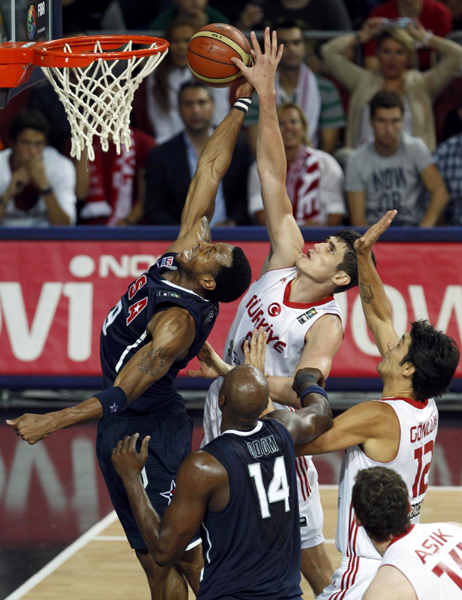 夢(mèng)九大勝土耳其 美國(guó)隊(duì)16年后重奪男籃世錦賽冠軍