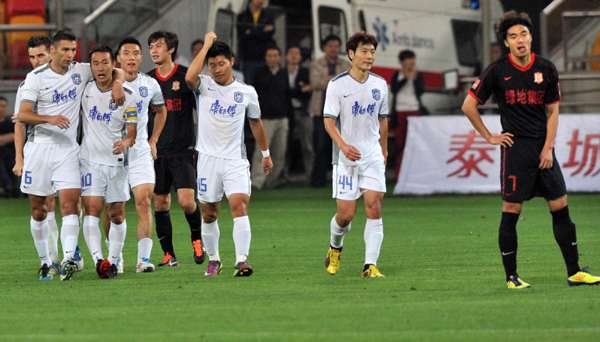 足協杯：京津滬順利晉級半決賽 山東涉險過關