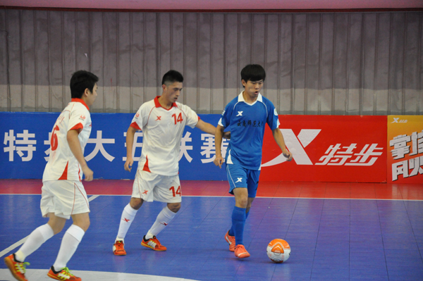 特步大五聯(lián)賽南大區(qū)賽：湖北大學(xué)11:3勝云南師范大學(xué)