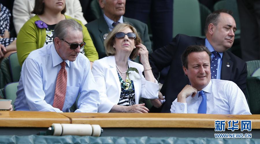 穆雷橫掃小德首奪溫網 結束英國77年等待